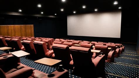 Cinema CineX.